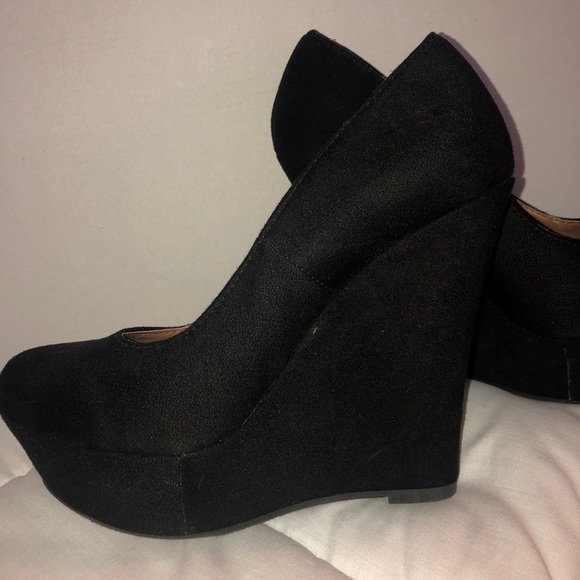 Black platform wedges - Picture 2 of 3